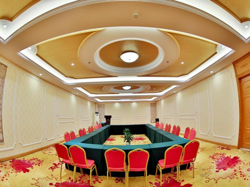 Vienna Hotel Wuhan International Convention And Exhibition Centre Extérieur photo