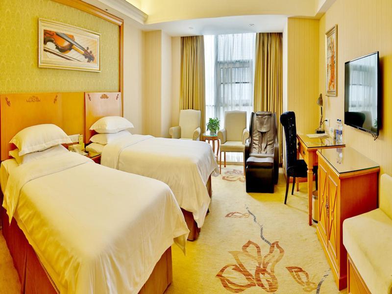 Vienna Hotel Wuhan International Convention And Exhibition Centre Extérieur photo